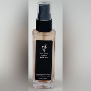 3 for $25 BUNDLE- Younique Touch Behold Luminous Setting Spray